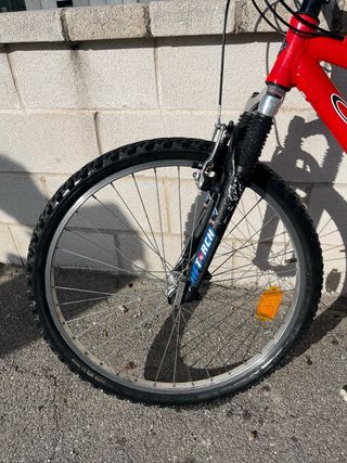 Bicicleta Orbea Roja y negra