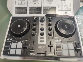 Mesa de mezclas Hercules DJControl Impulse 200