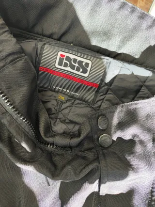 Pantalón de moto con protecciones Ixs