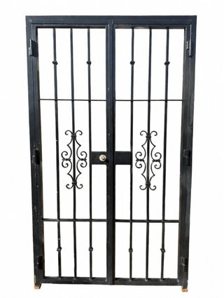 Rejas de balcón de hierro forjado