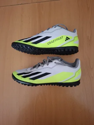 Botas de fútbol Adidas Blancas Talla 37.5