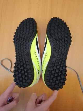 Botas de fútbol Adidas Blancas Talla 37.5