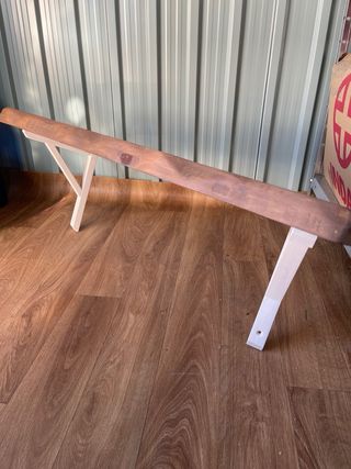 Estante de madera maciza