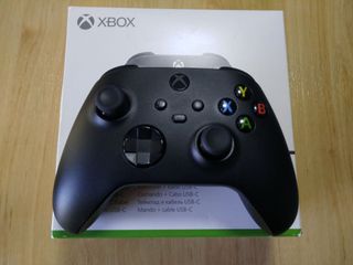 Mando Xbox Series X + Cable USB-C
