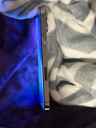 iPhone 13 Pro Max Space Gray en muy buen estado