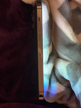 iPhone 13 Pro Max Space Gray en muy buen estado