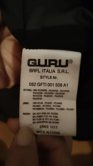 Abrigo acolchado plumas Guru negro