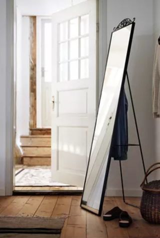 Espejo de pie decorativo