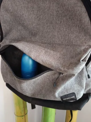 Mochila Quiksilver Gris y Negra