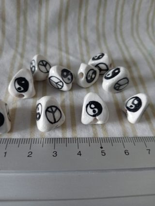 cuentas abalorios ceramica yin yan