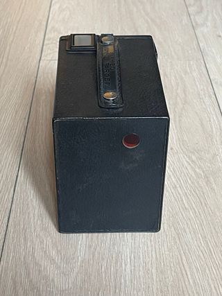 Cámara de cajón Kodak Brownie Target Six-20