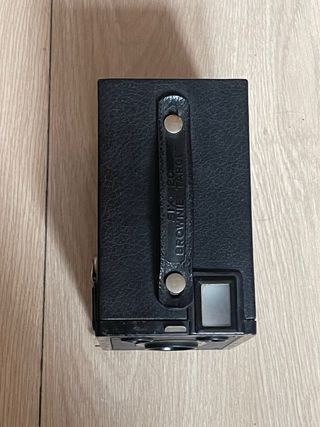 Cámara de cajón Kodak Brownie Target Six-20