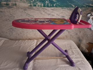 Mesa de plancha de juguete