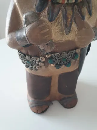 Figura precolombina decorativa