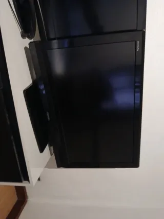 SAMSUNG Y TOSHIBA 32P