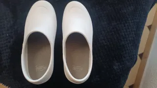 Zuecos blancos Talla 42