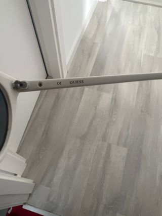 Gafas de sol GUESSmujer lentes rojas