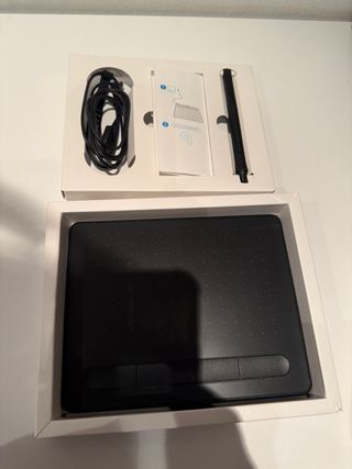 Wacom Intuos Tableta Gráfica Negra