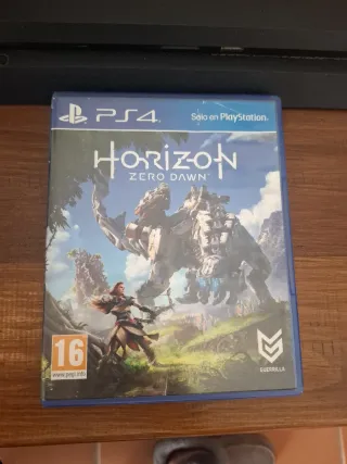 PS4 (PlayStation 4) Negra + 3 Juegos