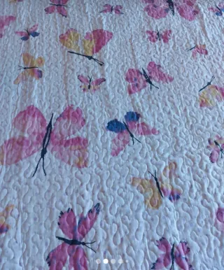 Coperta trapuntata con farfalle
