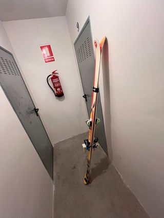 Esquís Volkl Freeride 178cm con fijaciones