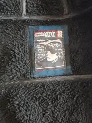 Cazadora cuadros azul y negra con capucha