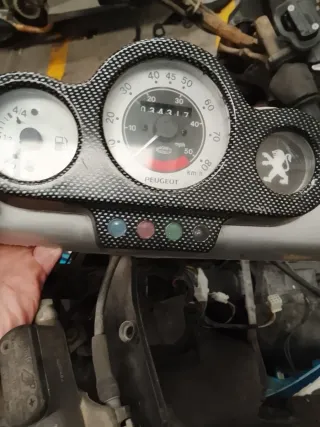 Peugeot Speedfight velocímetro