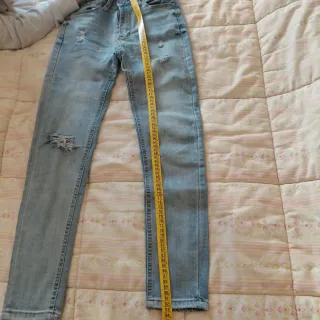 Jeans strappati ragazza taglia XS