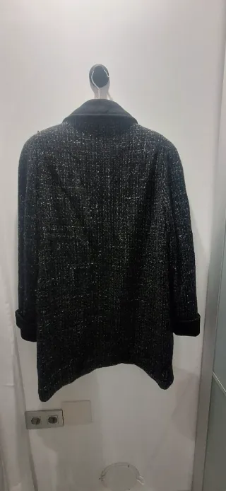 Abrigo vintage largo negro y blanco