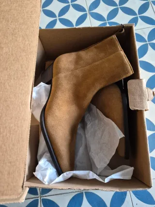 Botines de piel marrones