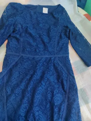 Vestido azul encaje manga codo forrado
