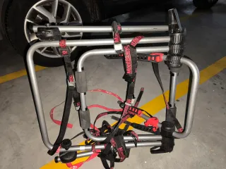 Portabicicletas Montblanc portón trasero