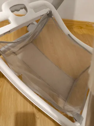 Trona de bebé con funda estampada