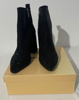 Botines Tacón Pedrería Negros Talla 39
