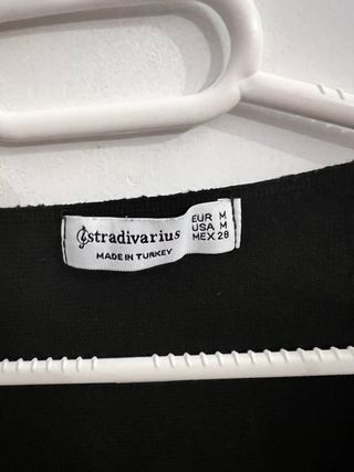 Top Stradivarius manga larga negro Talla M