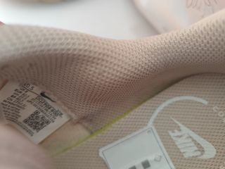 Nike Air Max Intflix Beige/Rosa