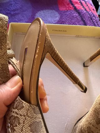 Sandalias Guess Talla 38