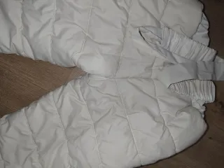 Buzo y mono de nieve 3 años