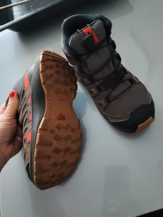 Botas Montaña Salomon Niño Talla 31