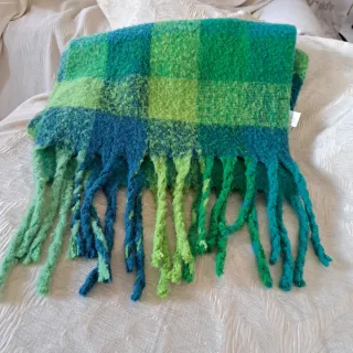 Sciarpone plaid verde, blu e giallo lime