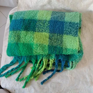 Sciarpone plaid verde, blu e giallo lime