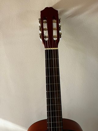 Guitarra Clásica Sonora con funda