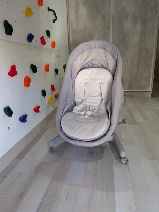 Chicco Baby Hug 4 en 1 - Trona+Cuna+Silla+Colchón