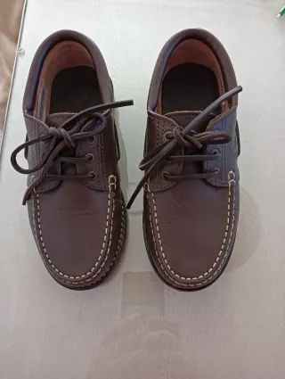 Náuticos niño marrones