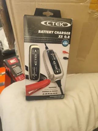Cargador Batería CTEK XS 0.8 12V 0.8A