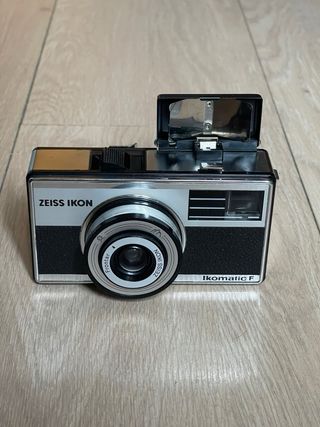 Cámara compacta Zeiss Ikon Ikomatic F