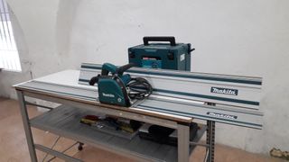 Makita CA5000XJ Fresadora Planchas Aluminio
