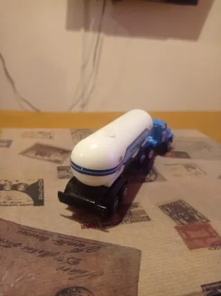 Camión Cisterna Parmalat Ford 1:43