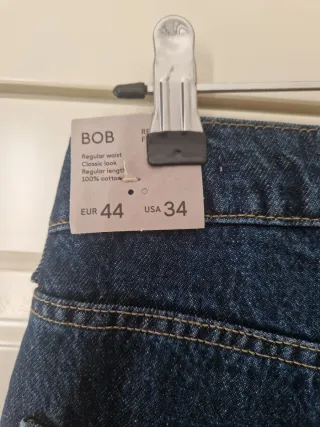 Vaqueros Mango Bob Corte Regular Talla 44