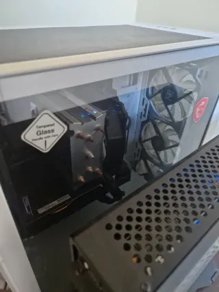 PcCom Silver Intel Core i7-9700F Gaming PC